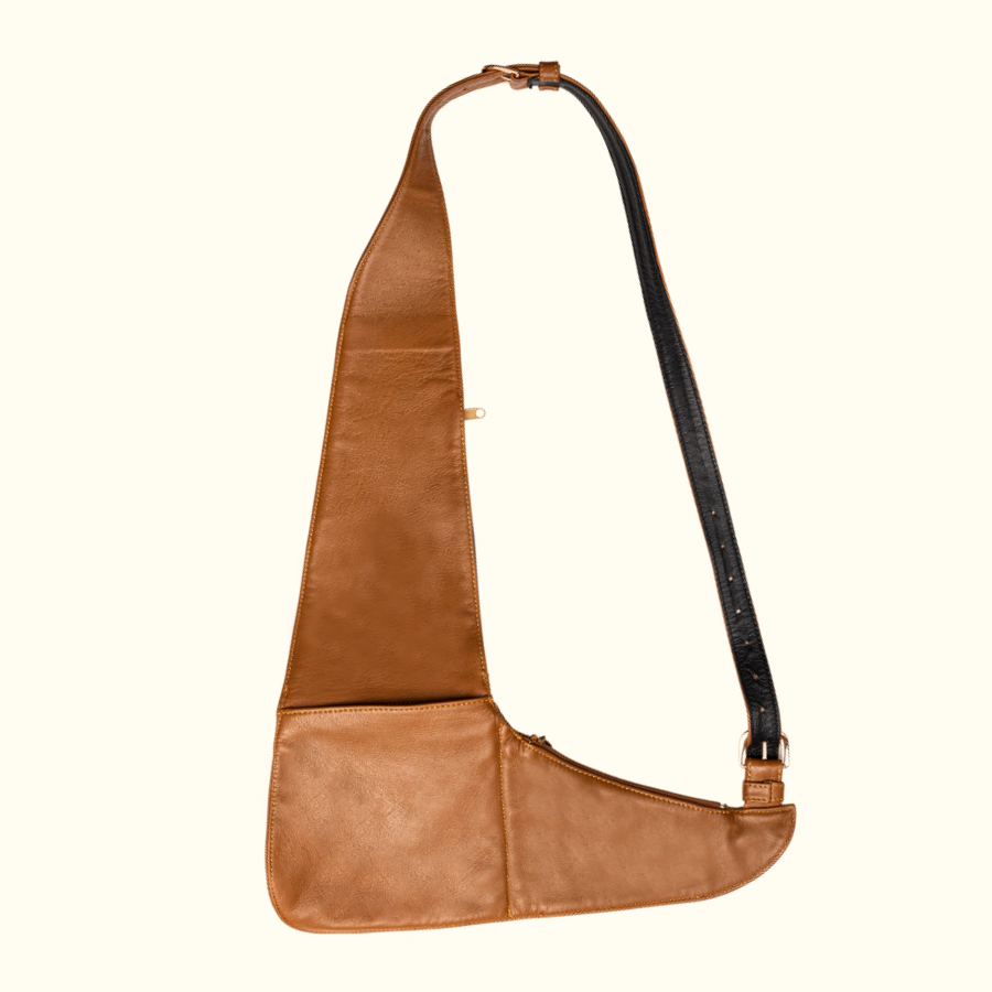 The "L" Travel Bag in Classic Style