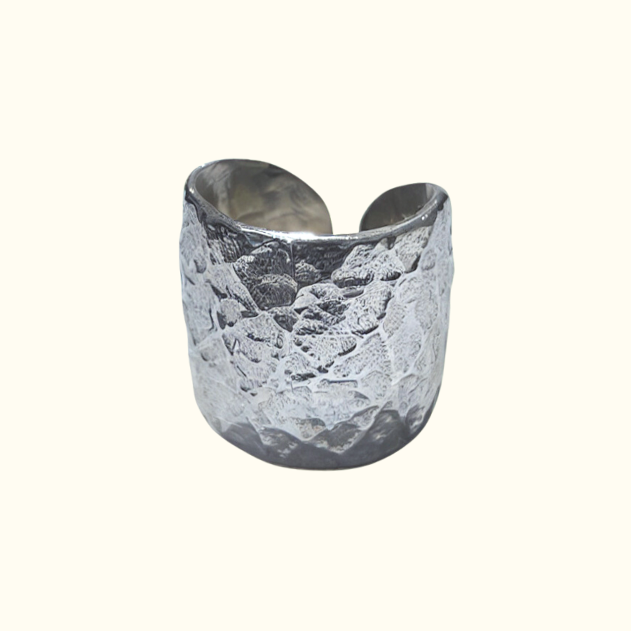 Milan Rhino Range Cigar Ring