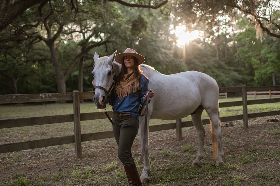 The Dallas Collar Collection: A Tribute to Texan Elegance