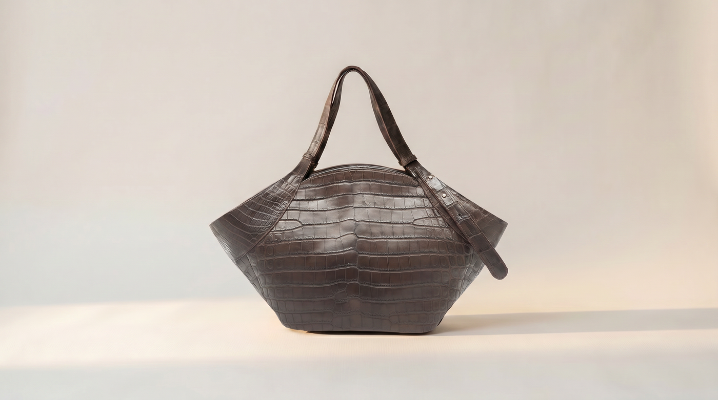 Petite Mont Rochelle Tote in Espresso Crocodile